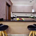 Iridium 70 Hotel